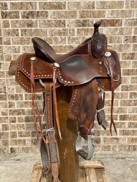 Capo Custom Versatility Saddle