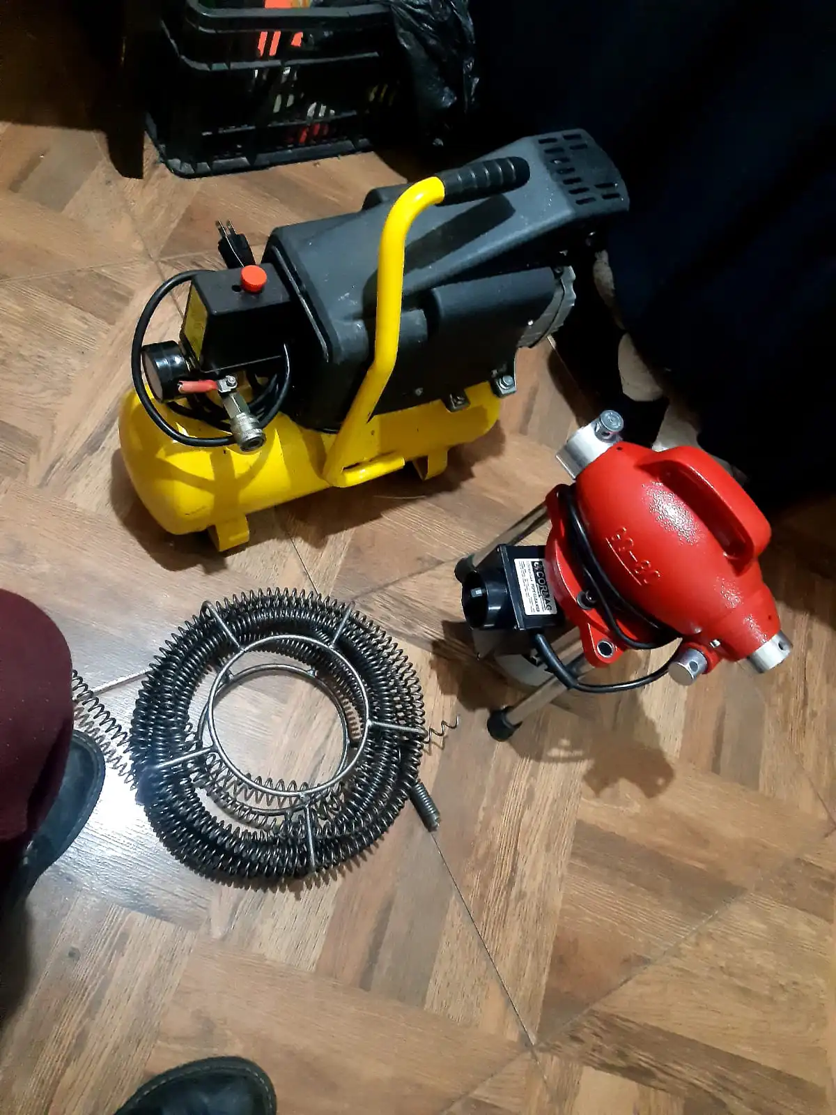 plomeros en todo bogota 24 horas y cundinamarca llame ya 