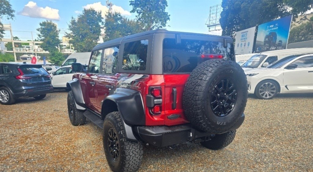 Carro, Jeepeta, Deportivo O Camioneta?