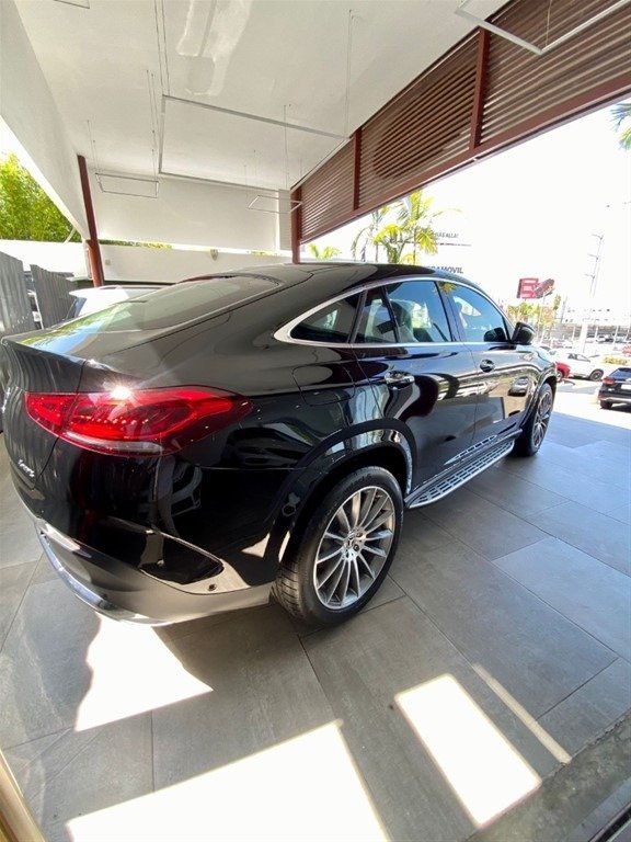 Black And White, Only For Exclusives Clients!!
